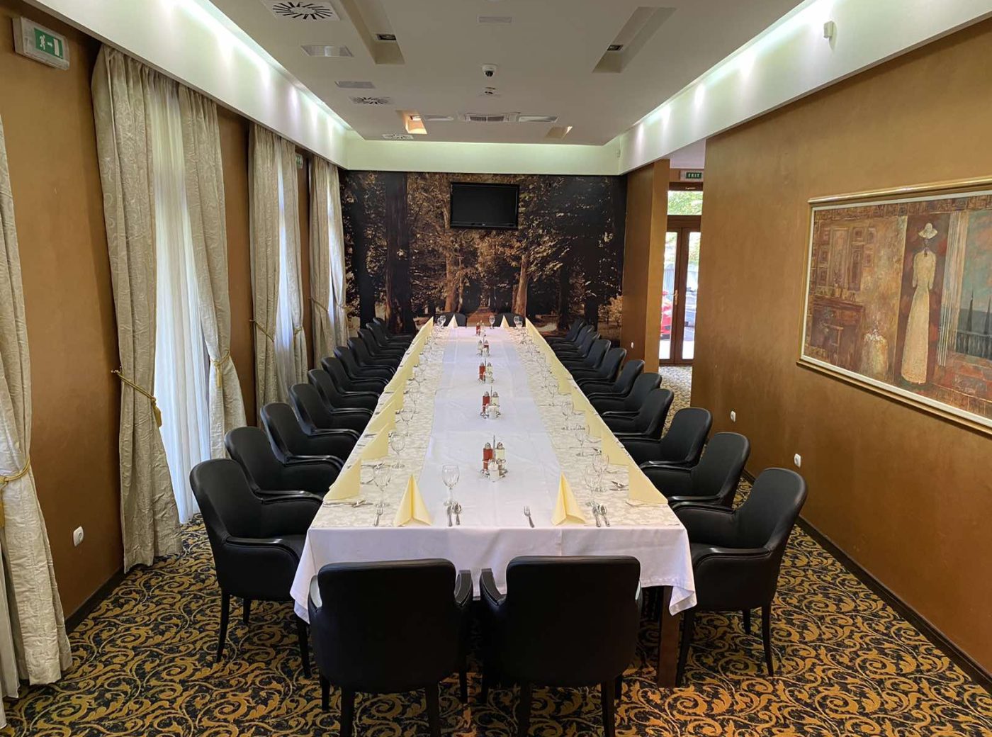 IMG-bc608d01543fe8785559e887a8b7c691-V